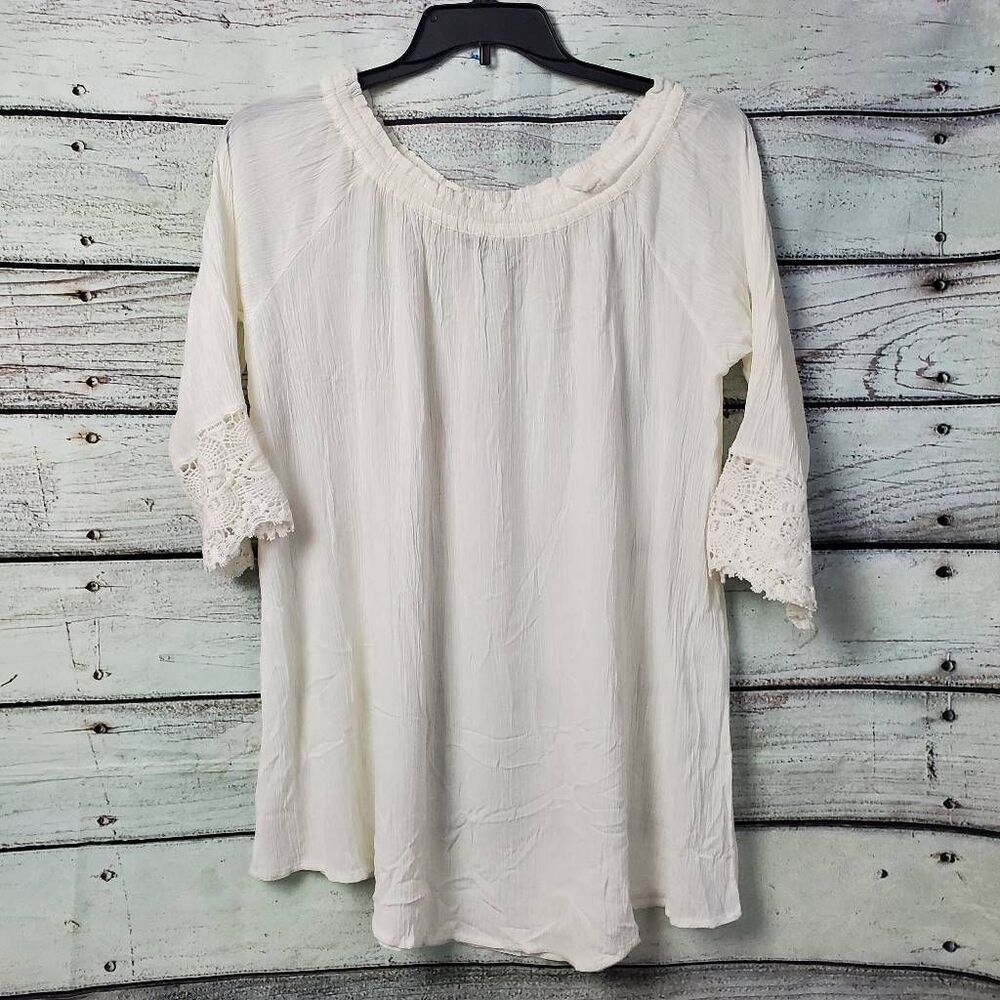 Chelsea & Theodore XL 100% Rayon White Blouse
